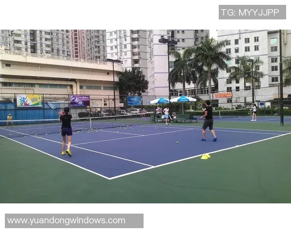 深圳网球队耐力训练揭秘:提升竞技水平的关键因素与实践探索 深圳网球队耐力训练揭秘:提升竞技水平的关键因素与实践探索